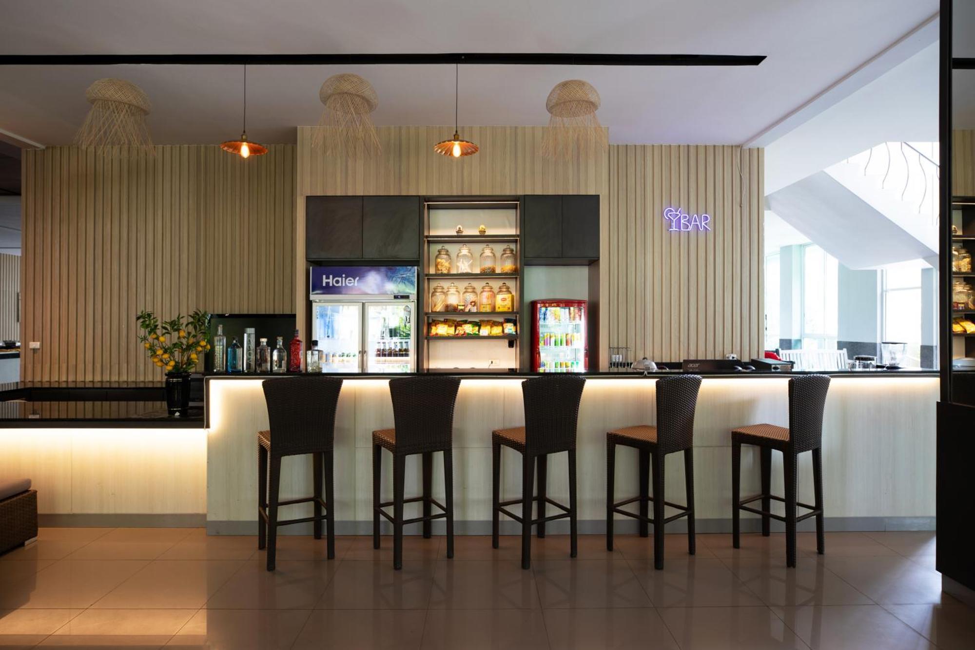 Hotel Casa Del M Phuket - Newly Renovated Patong Esterno foto
